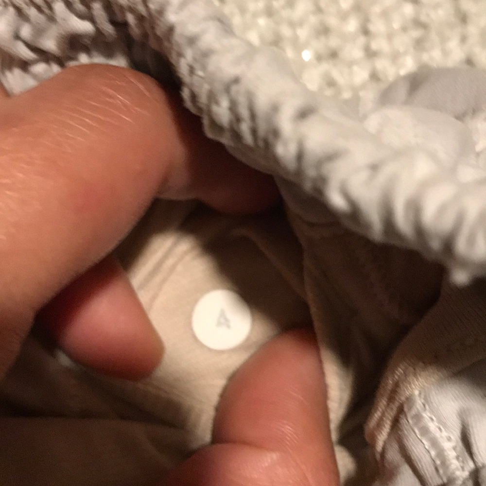 Lululemon..! - Picture 2 of 6